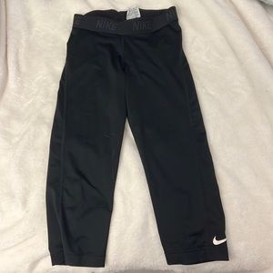 Nike pro capris